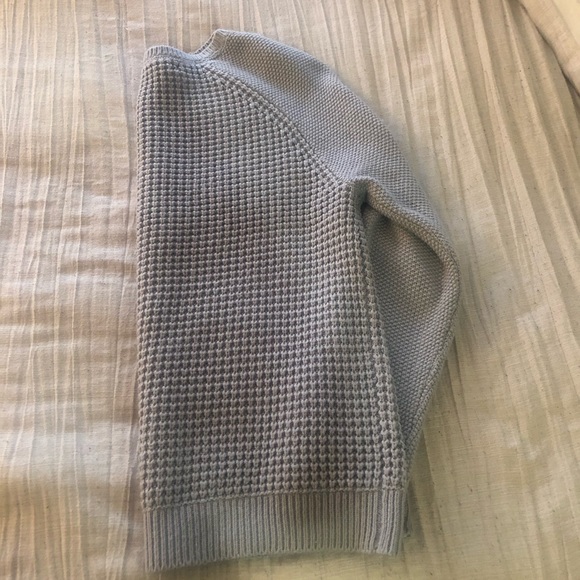 Grey sweater - Picture 3 of 3